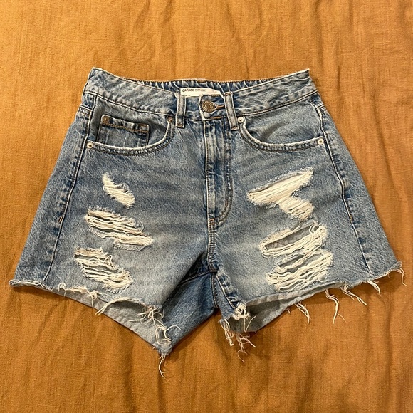 Garage Denim distressed high rise mom jean shorts - Picture 1 of 4